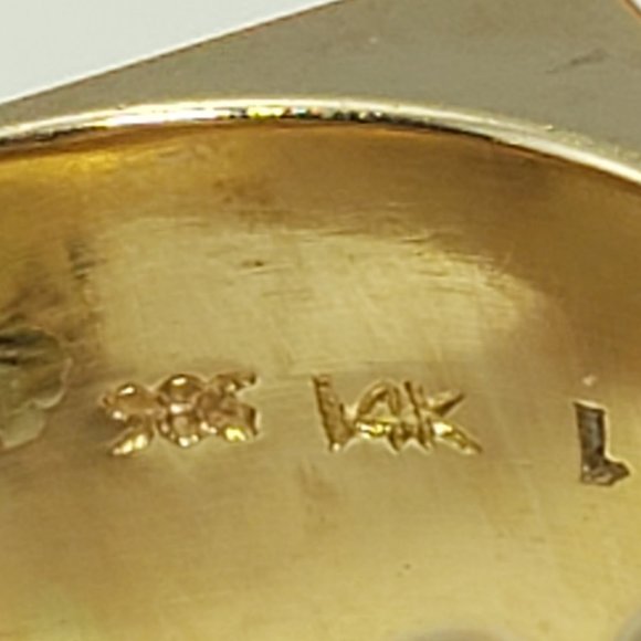 Vintage 14 Karat Yellow Gold Amethyst and Diamond Ring Size 9 #11249 - Picture 6 of 9